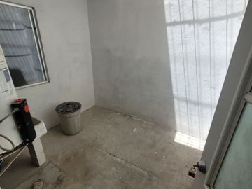 Casa para remodelar en excelente precio