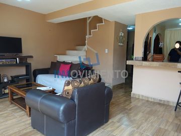 HERMOSA CASA en PRIVADA, con posibilidad de AMPLIACION