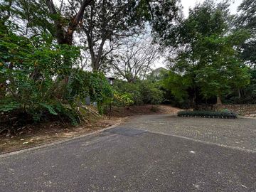 Dijual lahan sangat bagus di BSD City dalam cluster view lapangan golf