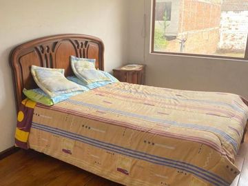 Villa en venta, excelente sector residencial, a pocas cuadras de Quinta Lucrecia