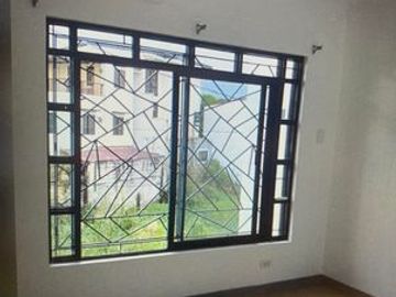 3BR House & Lot for Sale at Greenwoods Executive Village
