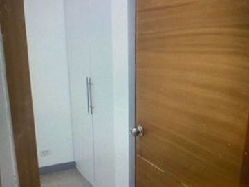 3BR House & Lot for Sale at Greenwoods Executive Village