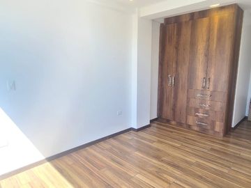VENDO HERMOSAS CASA 144M2. UBICADA EN CARCELEN NORTE