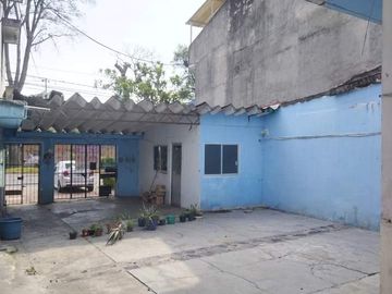VENTA PROPIEDAD EN VENTA EN XALAPA, VERACRUZ CON EXCELENTE UBICACIÓN SOBRE LA AVENIDA PRINCIPAL MANUEL AVILA CAMACHO.