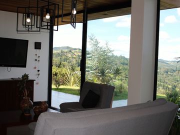 Best Mountain Views - 20 Minutes From Medellin, Residential Community