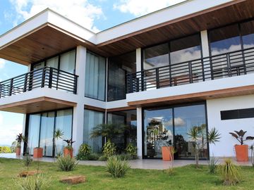Best Mountain Views - 20 Minutes From Medellin, Residential Community
