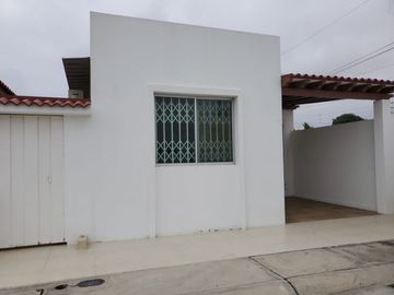 Casa de venta en Salinas