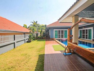 Large 3 Bed Pool Villa For Sale - Bangsaray