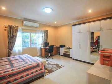 Large 3 Bed Pool Villa For Sale - Bangsaray