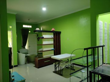 DIJUAL RUMAH SIAP HUNI BONUS FURNISH DI LEMPONGSARI