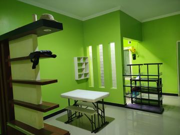 DIJUAL RUMAH SIAP HUNI BONUS FURNISH DI LEMPONGSARI