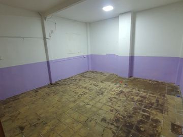 Se Vende Prop. Comercial 2 Edificios A Pasos De Vicuña Mackena