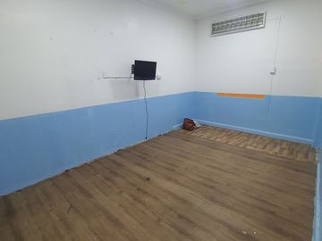 Se Vende Prop. Comercial 2 Edificios A Pasos De Vicuña Mackena