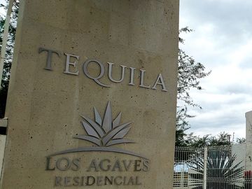 Venta de Casa en Los Agaves y Vive en un Lugar con Acceso a Los Principales Parques Industriales