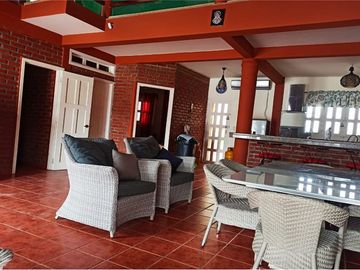 VILLAMIL PLAYAS VENDO CASA EN LOTIZACION PRIVADA CON VISTA Y SALIDA AL MAR