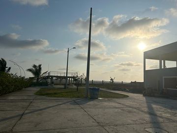 VILLAMIL PLAYAS VENDO CASA EN LOTIZACION PRIVADA CON VISTA Y SALIDA AL MAR, O CAMBIO POR OTRA PROPIEDAD