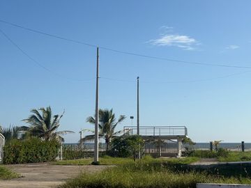 VILLAMIL PLAYAS VENDO CASA EN LOTIZACION PRIVADA CON VISTA Y SALIDA AL MAR, O CAMBIO POR OTRA PROPIEDAD