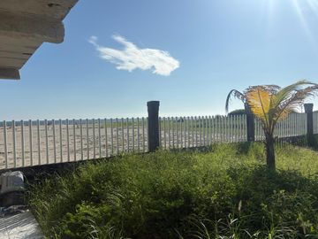 VILLAMIL PLAYAS VENDO CASA EN LOTIZACION PRIVADA CON VISTA Y SALIDA AL MAR, O CAMBIO POR OTRA PROPIEDAD