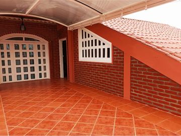 VILLAMIL PLAYAS VENDO CASA EN LOTIZACION PRIVADA CON VISTA Y SALIDA AL MAR