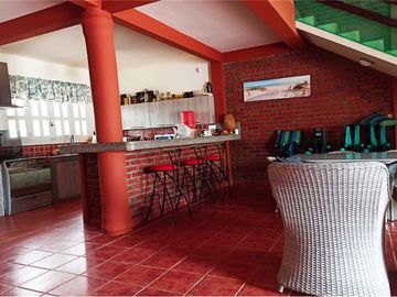 VILLAMIL PLAYAS VENDO CASA EN LOTIZACION PRIVADA CON VISTA Y SALIDA AL MAR