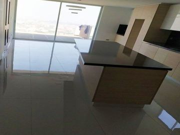 HERMOSA CASA EN CASUARINAS ALTA CON VISTA PRIVILEGIADA