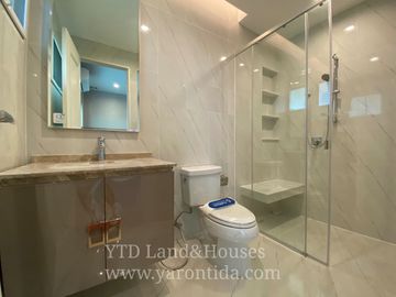 House for sale Nanthawan Ramintra Phaholyotin 50 Selling 50 M.Baht