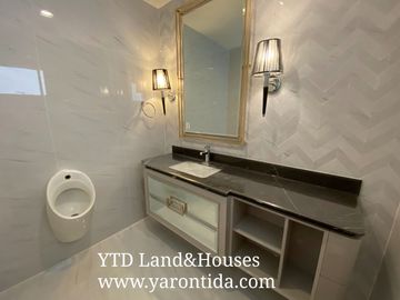 House for sale Nanthawan Ramintra Phaholyotin 50 Selling 50 M.Baht