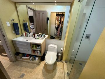 Apartamento amplio de 3 habitaciones en Alto prado Barranquilla en venta! Cada habitación con baño. Remodelado.