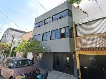 VENTA UNICA  DE CASA EN REMATE EN SOTELO ORIETO # 82, Gadalupe insurgentes GAM