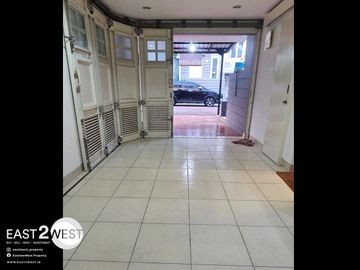 Dijual Rumah Samara Village Gading Serpong Tangerang Model Split Level Bagus Cantik Lokasi Nyaman Sangat Strategis
