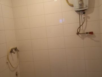 Venta de Suite amoblada cerca a la Universidad Catolica