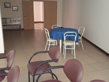 Venta de Suite amoblada cerca a la Universidad Catolica