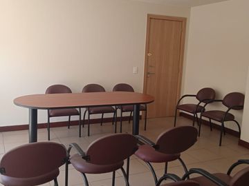 Venta de Suite amoblada cerca a la Universidad Catolica