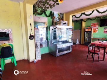 Vendo Casa con Local Aquijes 10 min de la plaza de armas de ica!! - Por Viaje!