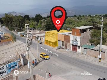 Vendo Casa con Local Aquijes 10 min de la plaza de armas de ica!! - Por Viaje!