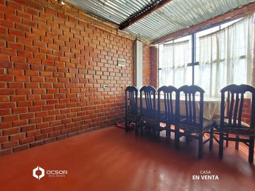 Vendo Casa con Local Aquijes 10 min de la plaza de armas de ica!! - Por Viaje!