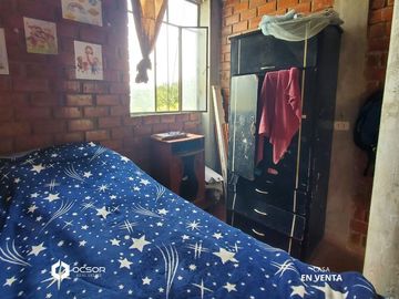 Vendo Casa con Local Aquijes 10 min de la plaza de armas de ica!! - Por Viaje!