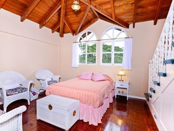 VENTA CASA DE CAMPO Y TERRENO 499.000 NEGOCIABLES IDEAL PARA DESCANSO (MEDICOS - CONSTRUCTORES)