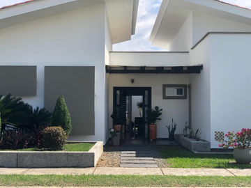 VENDO  CASA CAMPESTRE -  JAMUNDI