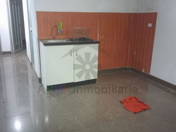 VENTA DE CASA CON DEPARTAMENTOS  EN LAMBAYEQUE