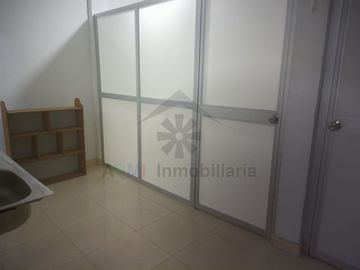 VENTA DE CASA CON DEPARTAMENTOS  EN LAMBAYEQUE