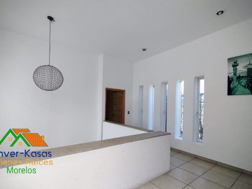 SE VENDE CASA EN EXCELENTES CONDICIONES EN OAXTEPEC