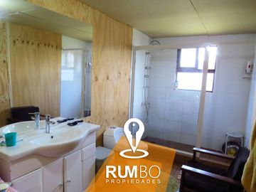 Gran casa semiterminada de 280m² en Parcela 9.400m² - Villarrica