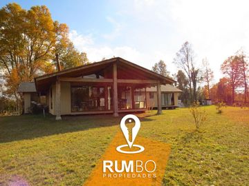 Gran casa semiterminada de 280m² en Parcela 9.400m² - Villarrica