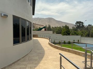 VENTA CASA EN EL SOL DE LA MOLINA