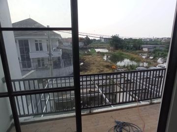 Rumah GRESS dijual Surabaya Jemur Andayani selangkah ke Jemursari