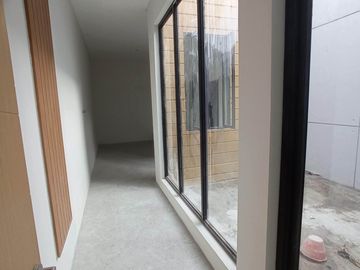 Rumah GRESS dijual Surabaya Jemur Andayani selangkah ke Jemursari
