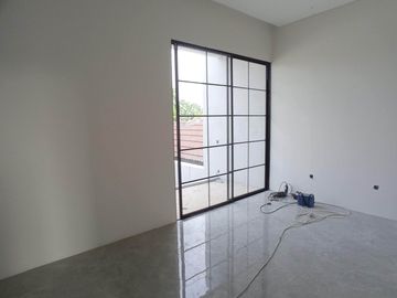 Rumah GRESS dijual Surabaya Jemur Andayani selangkah ke Jemursari