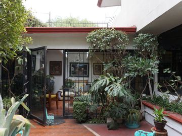CASA EN VENTA EN SATELITE NAUCALPAN