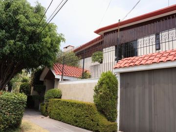 CASA EN VENTA EN SATELITE NAUCALPAN